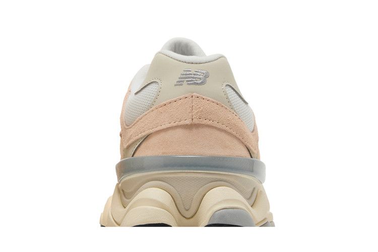 New Balance 9060 Vintage Rose