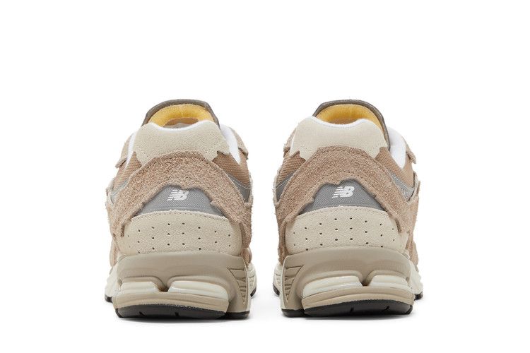 New Balance 2002R Protection Pack Beige