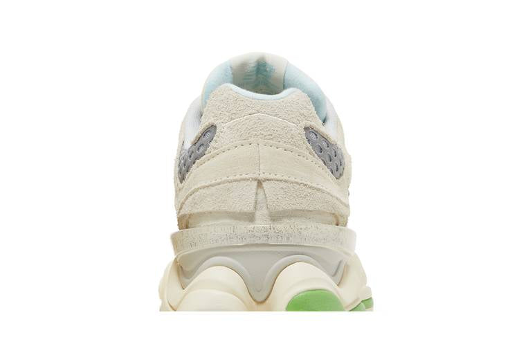 New Balance 9060 Bricks & Wood