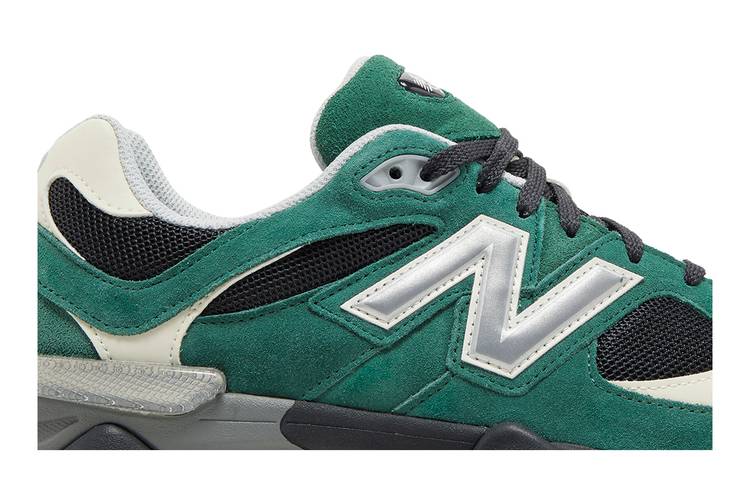 New Balance 9060 Team Forest Green
