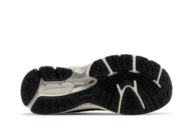 New Balance 2002R Slate Grey