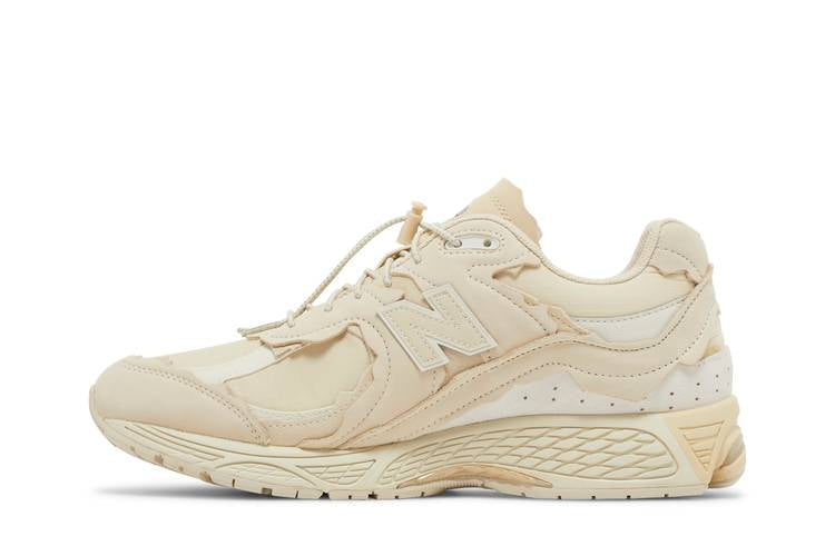 New Balance 2002R Protection Pack Sandstone Turtledove