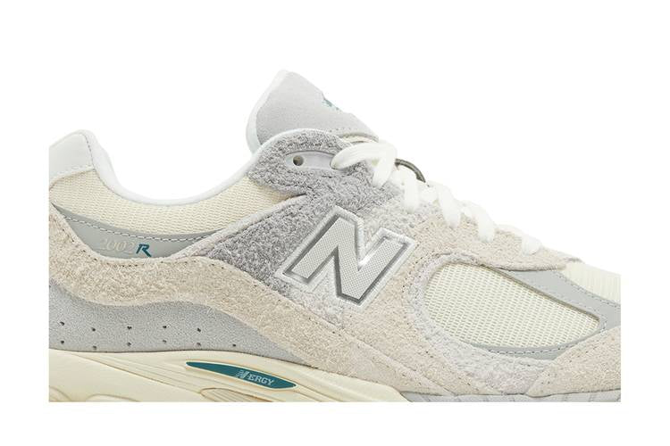 New Balance 2002R Linen