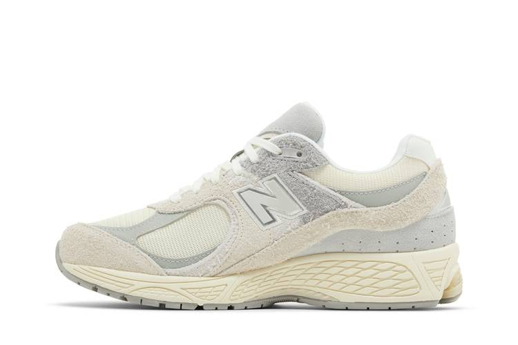 New Balance 2002R Linen
