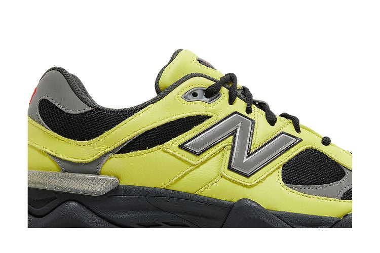 New Balance 9060 Tea Tree