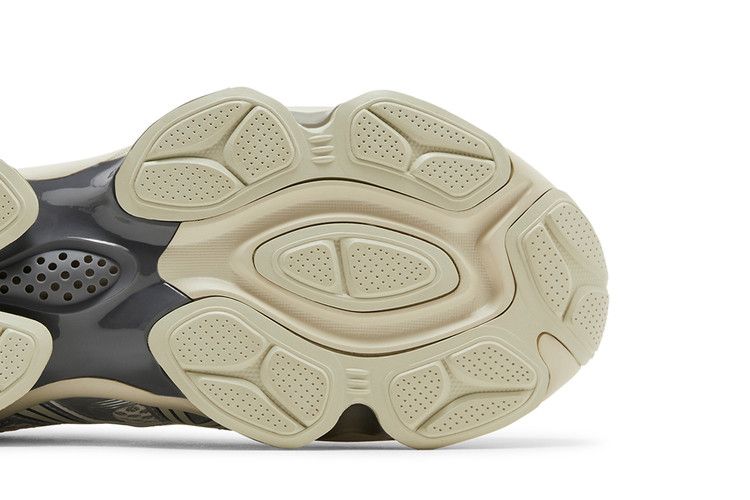 ASICS Gel-Quantum Kinetic White Light Dust
