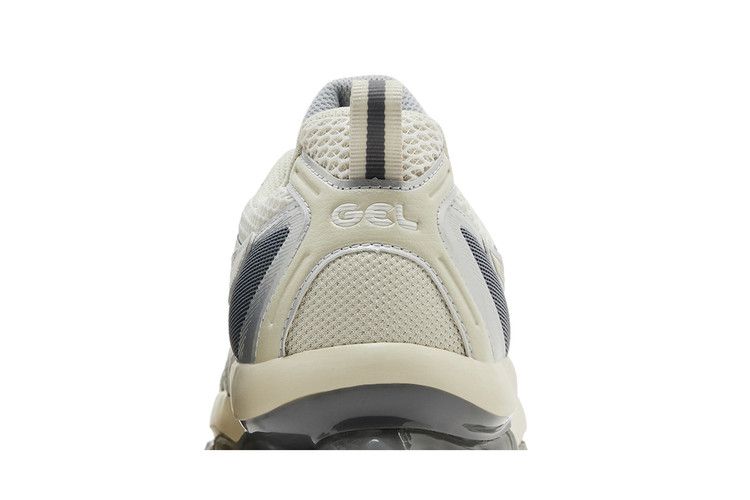 ASICS Gel-Quantum Kinetic White Light Dust
