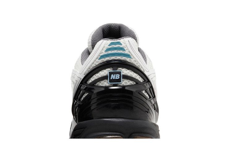New Balance 1906R Blanc Noir Cuivre