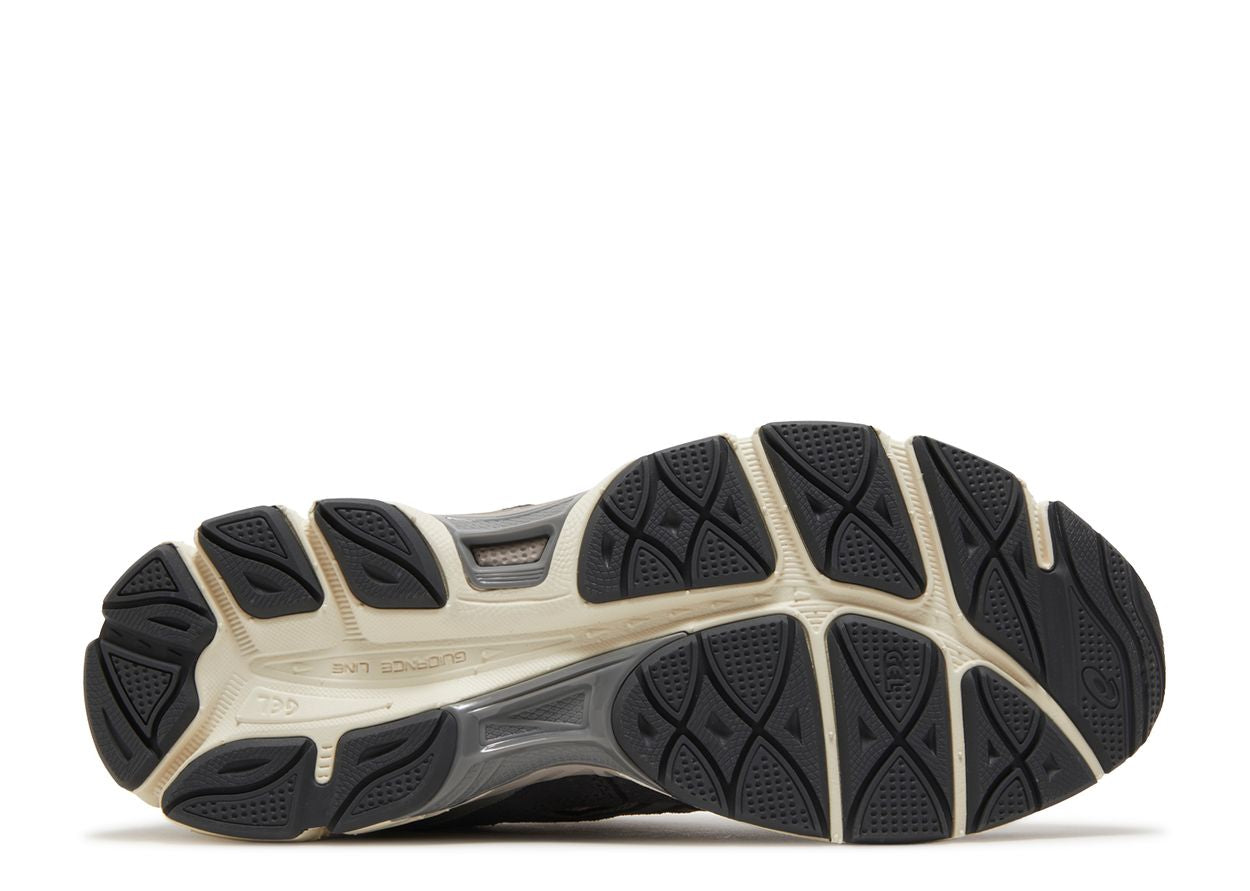 ASICS Gel-NYC Oatmeal Obsidian Grey